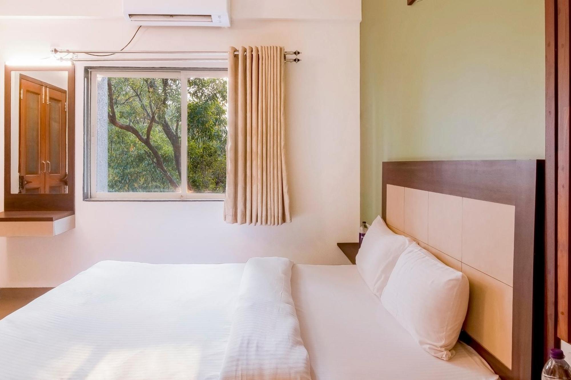 Sterling Stolen Heaven Lonavala Hotel ห้อง รูปภาพ